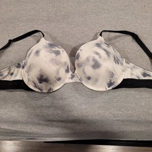 Victoria's Secret T-shirt Bra 36DD